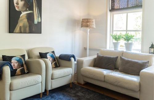 Paesens-Moddergat Casa | Seaside Escape with Comfort