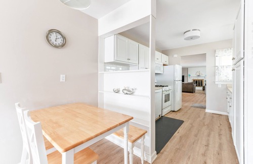 Point Pleasant Beach Casa | Elegante casa de playa con amplias áreas comunes (¡pasos a la playa y al paseo marítimo!)