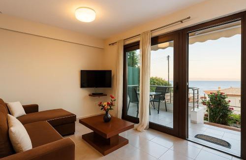 Messini Villa | Seaside Getaway - Aelia Villa's Dreamy Paradise
