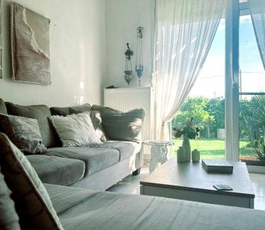 Pangaio Casa | Seaside Green Villa