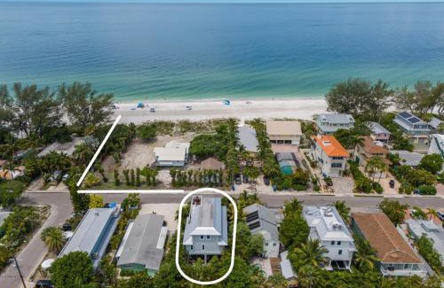 Ilexhurst Casa | Seaside Haven home