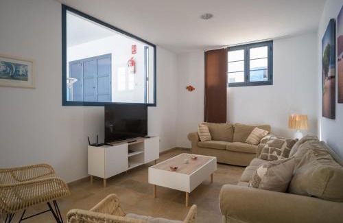 Caleta de Sebo Casa | Seaside Home in Caleta de Sebo, La Graciosa