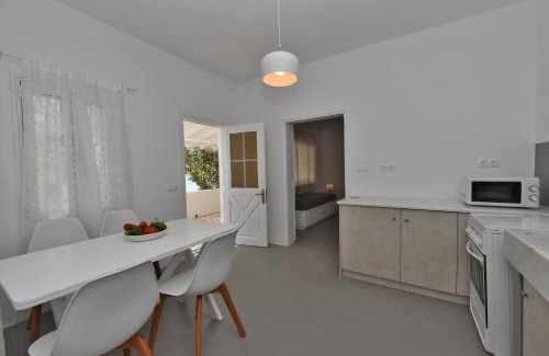 Exomvourgo Casa | Seaside home in Kardiani/Giannaki bay - Agnes's Home