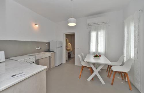Exomvourgo Casa | Seaside home in Kardiani/Giannaki bay - Agnes's Home