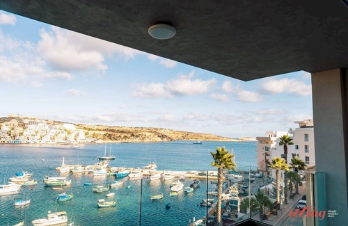 St. Paul's Bay Apartamento | Seaside Magic From a Stunning Apartment
