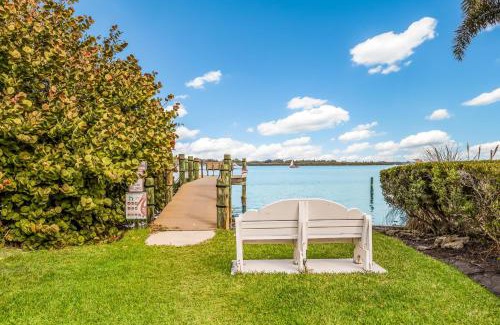 Bradenton Beach Casa | Seaside Manor