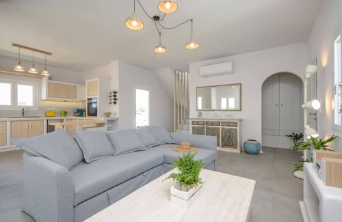 Plaka Villa | Seaside Naxos Villa Aetheria 4 BDR / 4. 5 BAÑO Capacidad 10 @ Plaka Beach