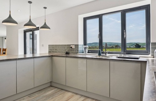 Borth Casa | Seaside new build holiday home. Beautiful modern family home next to beach