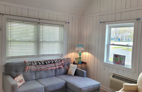 Oriental Apartamento | Seaside - Quaint apartment in the Village!