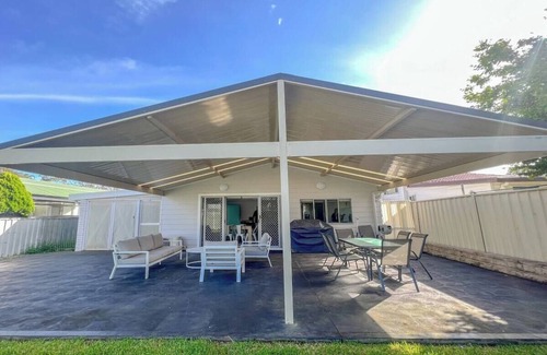 Belmont South Casa | Seaside Retreat - Relaxing pet friendly getaway!