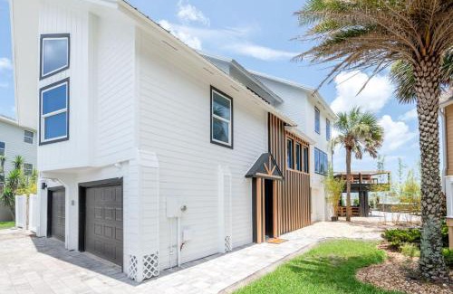 Vilano Beach Casa | Seaside Rose-Ocean Front, Private Pool, Ht Tub, Slps 28