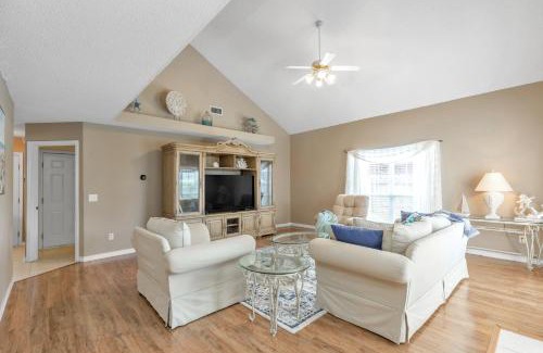 Navarre Casa | Seaside Sanctuary close to Navarre Beach!