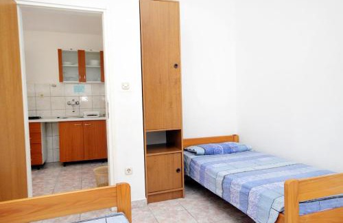 Gdinj Apartamento | Seaside secluded apartments Cove Jedra, Hvar - 2583
