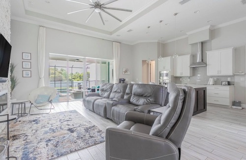 Melbourne Beach Casa | Seaside Serenity -Private Pool w/ Beach Access