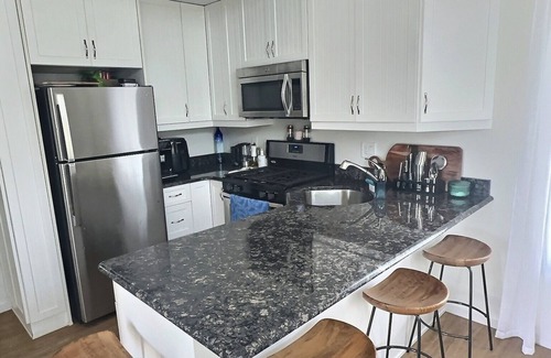 Lavallette Casa | Seaside Serenity – Bright & Airy 2BR Beach Cottage + Loft, Steps to Ocean & Bay
