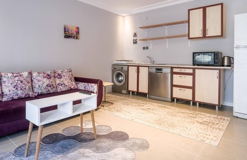 Yenikoy Mahallesi Apartamento | Seaside Serenity in Sariyer, Istanbul
