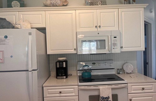 Sea Trail Condominio | "Seaside Serenity" Luxury ML Condo in Sea Trail 5 Star Reviews
