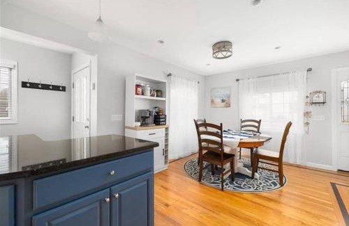 Warwick Casa | Seaside Serenity - Ocean view bliss near beach