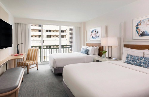 Singer Island Hotel | Seaside Serenity Awaits! Outdoor Swimming Pool, Pet-friendly Property!
