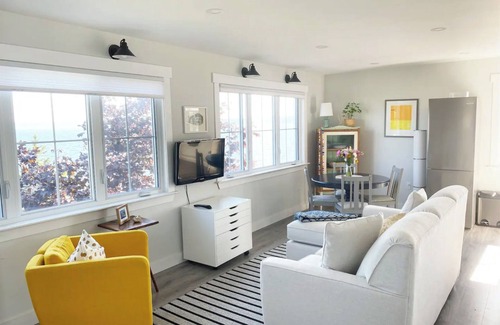 Hubbards Apartamento | Seaside Splendor: Studio Apartment with Mesmerizing 180° Ocean View