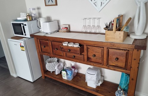 Lake Illawarra Apartamento | SEASIDE STUDIO Minutes' walk to Beach, Lake, Fishing in beautiful Shellharbour
