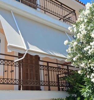 Ireon Apartamento | Seaside studio in Ireo with a breathtaking view