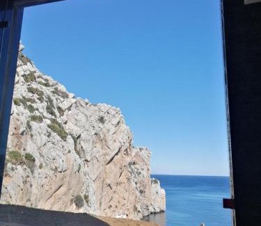 Belyounech Apartamento | "Seaside Studio with Stunning Views in Belyounech