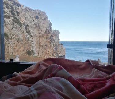 Belyounech Apartamento | "Seaside Studio with Stunning Views in Belyounech