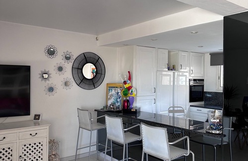 Montredon Casa | Seaside town house, quiet and bright