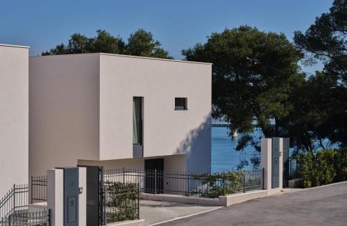 Trogir Villa | Seaside Villa by Brown Hotels