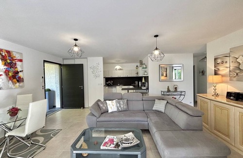 Grosseto-Prugna Villa | Villa con Terraza, Cerca de Playa y Servicios, para 6 Personas - PORTICCIO