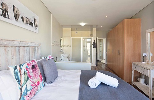 Big Bay Apartamento | Seaside Village Beach Penthouse