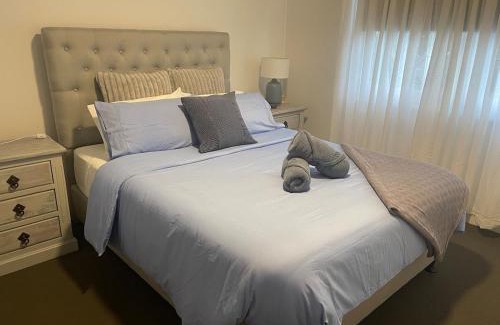 Shellharbour Casa | Seaside Village Cottage Charm