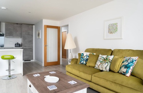 Praa Sands Apartamento | * Nueva propiedad * Apartamento de lujo y contemporáneo en primera línea con impresionantes vistas al mar