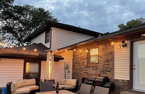 Acton Casa | Seasonal Pool and Indoor Spa Paradise