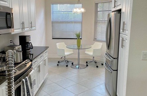 North Naples Casa | Seasonal Villa in very desired gated community, with Pools, tennis, workout.....