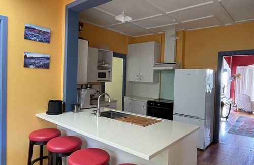 Waihi Beach Cabaña | Seasong - Waihi Beach Holiday Home