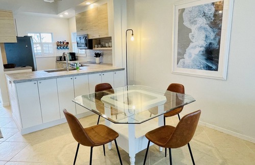 Sanibel Condominio | "Seaspray" beachfront, GULF VIEWS, free bikes!