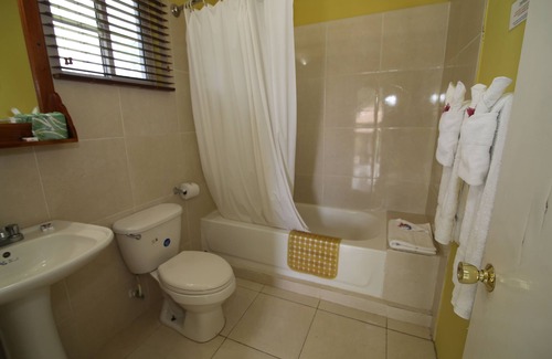 West End Hotel | Seastar Inn