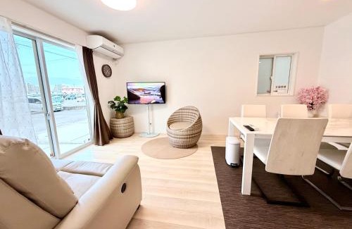 Okinawa Casa | SeaTime 1-A 新築一軒家空港に近い