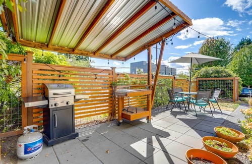 Old Ballard Apartamento | Seattle Garden Apt: Walk to Water & Amenities!