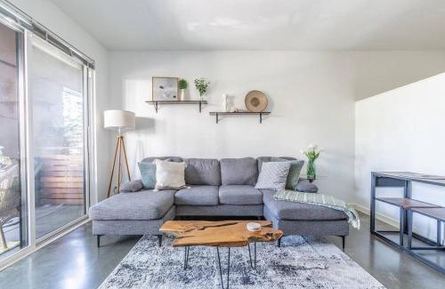Mann Apartamento | Seattle Lux 1 bd Apartment- Rooftop, WiFi, Pet Friendly