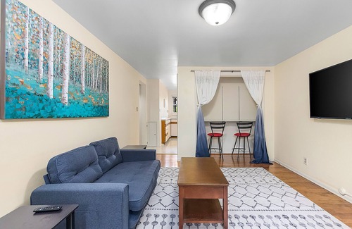 East Queen Anne Apartamento | Seattle's Orange Crown 87 Walkscore