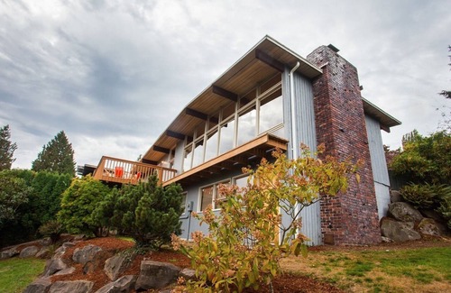 Lake Forest Park Casa | Seattle Vacation Home - Lake Forest Park