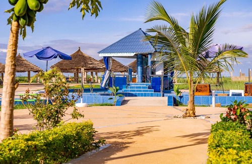 Bakau Apartamento | Seaview 1-bed Suite on Cape Point Beach, Bakau