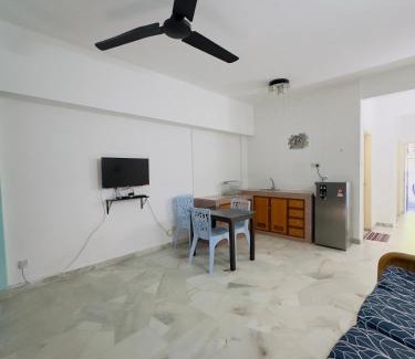 Si Rusa Apartamento | SEAVIEW 1 BEDROOM APARTMENT BAYU BEACH RESoRT PD
