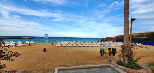Al Ahyaa Apartamento | Seaview 2 Bedroom Private Deluxe Condo at Juliana Beach Resort B2-09
