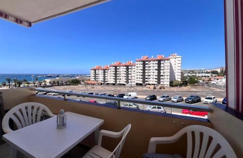 Los Cristianos Apartamento | SEAVIEW AND SUNSET Modern Apartment