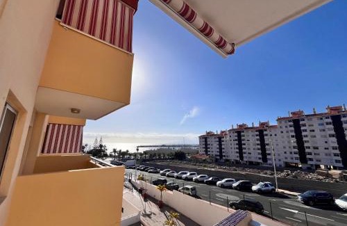 Los Cristianos Apartamento | SEAVIEW AND SUNSET Modern Apartment