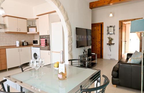 St. Paul's Bay Apartamento | Seaview Apart 5mn From Sea Xemxija - Happy Rentals